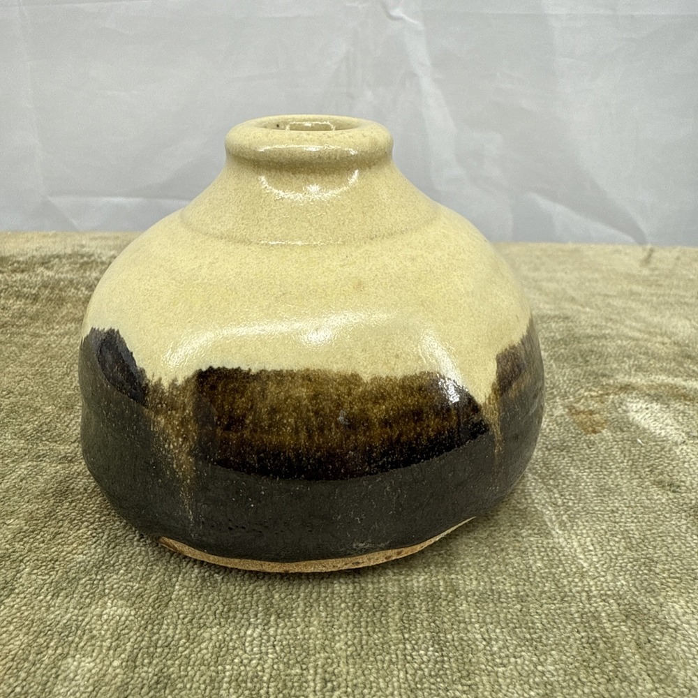 Art Studio Pottery Vase Tan W/Brown Glaze Hand Thrown Clay Pot Artist Signed SH‎